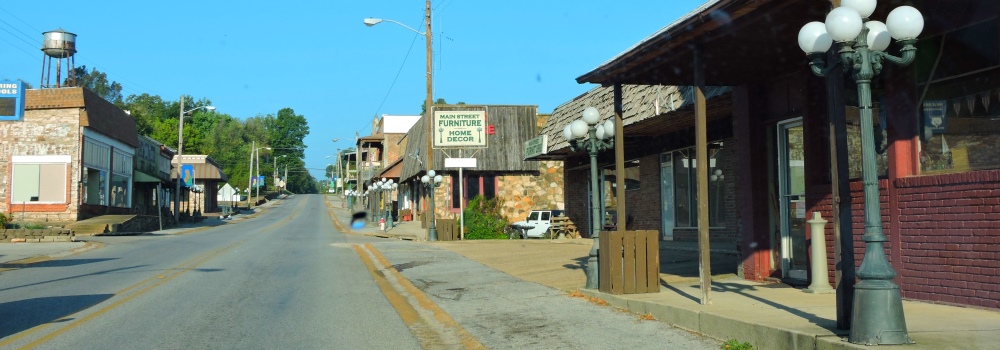 Main StreetMammoth Spring