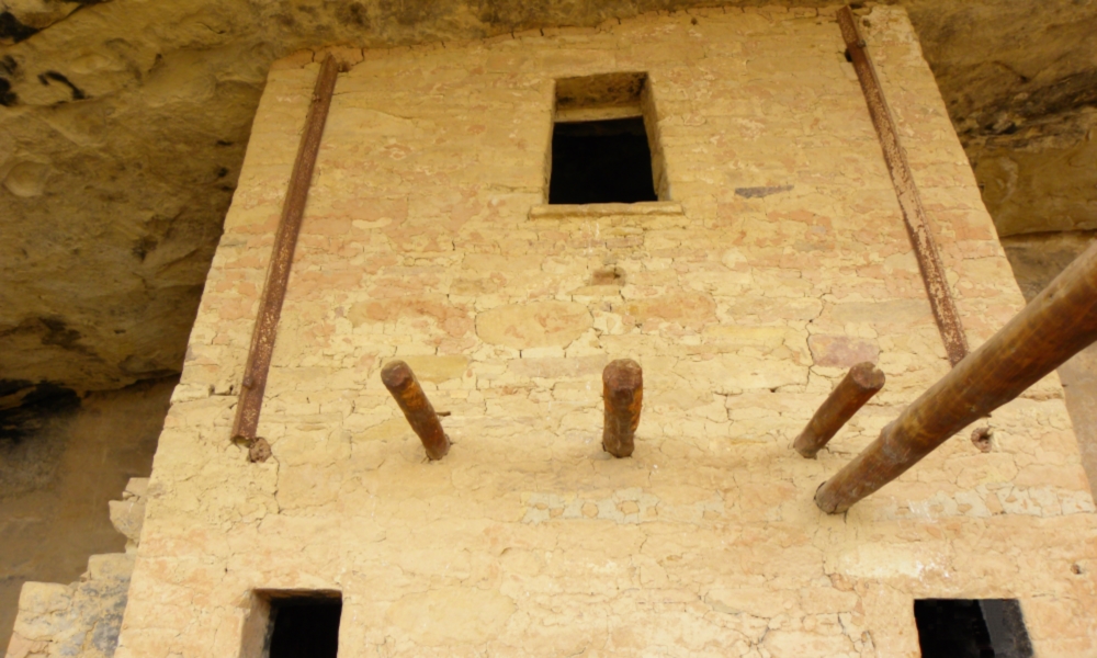 The Anasazi Cultureat Mesa Verde Ruins