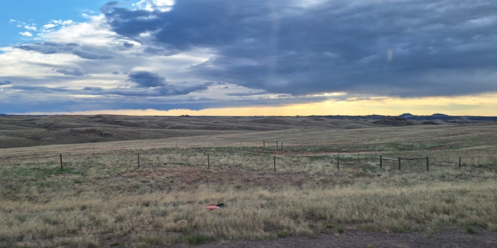The Rocky Mountains RegionThe Southern RockiesLooking Eastward