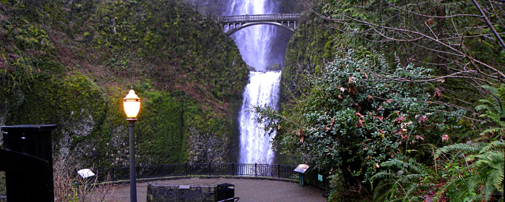 The Pacific Coast RegionThe Columbia River Gorge