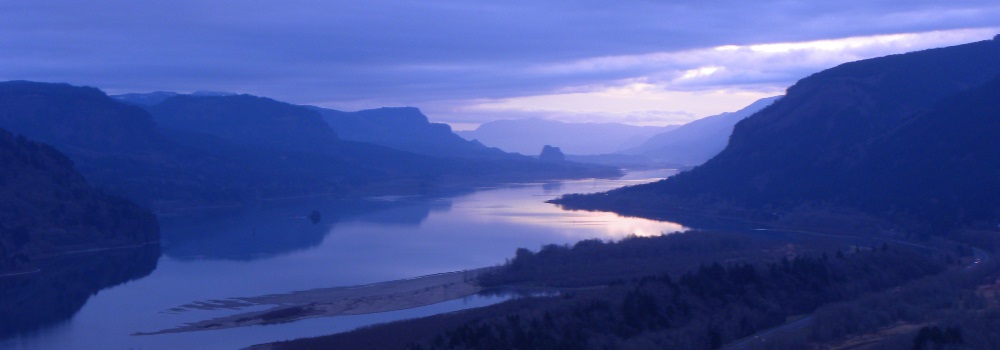 Morning SunglowColumbia River Gorge