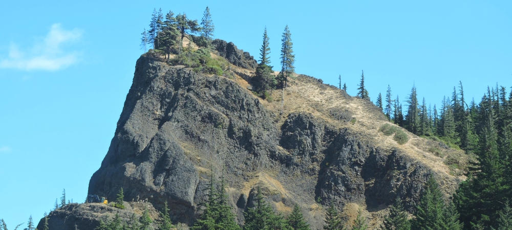 The Pacific Coast RegionThe Columbia River Gorge