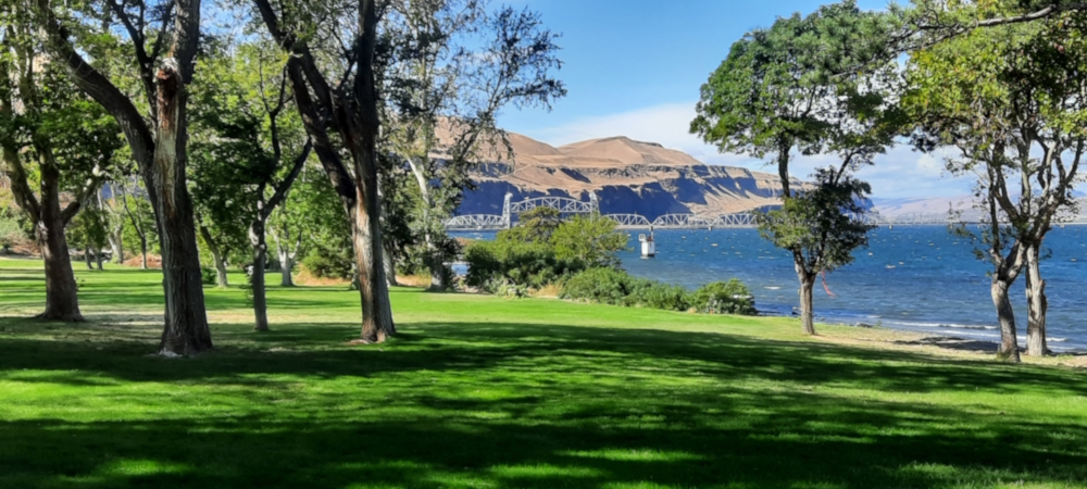 The Pacific Coast RegionThe Columbia River Gorge