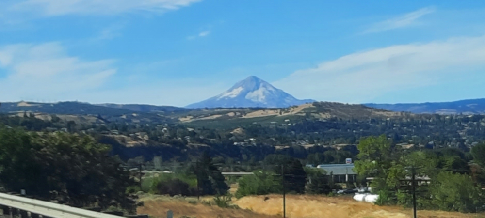 The Pacific Coast RegionThe Columbia River Gorge