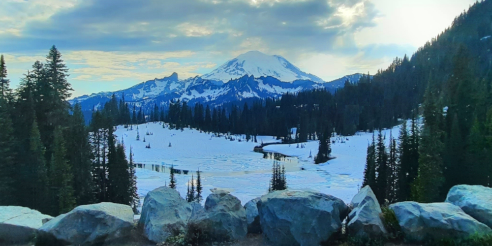 The VolcanoesMount Rainier Volcano
