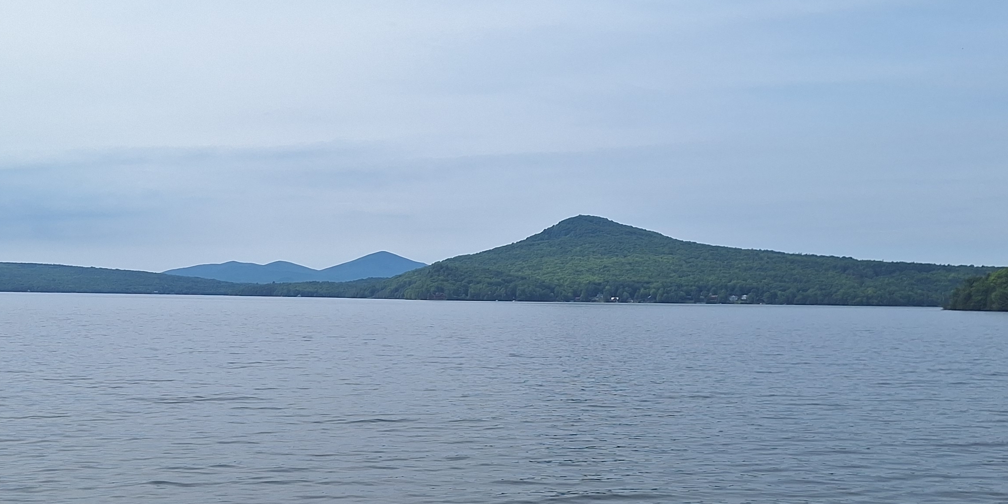 The Earth&prime;s Waterways: Lakes and LakeshoresVermont: Lake Champlain Lake