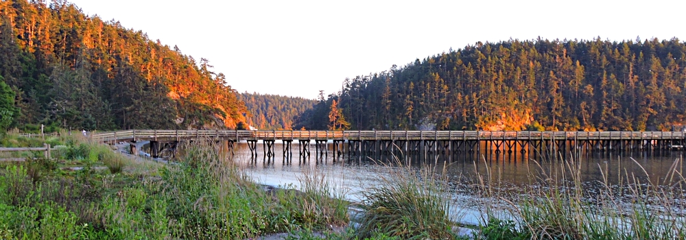 The Earth&prime;s SeashoresThe Deception Pass
