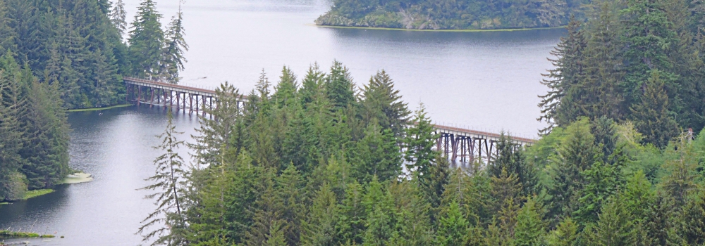 The Trestle BridgesThe Central Oregon and Pacific