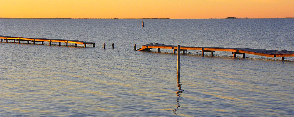 The Sunglow lingers onSaint Charles Bay