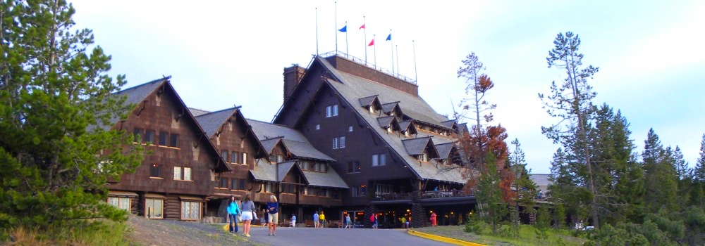The Grand LodgesThe Old Faithful Inn