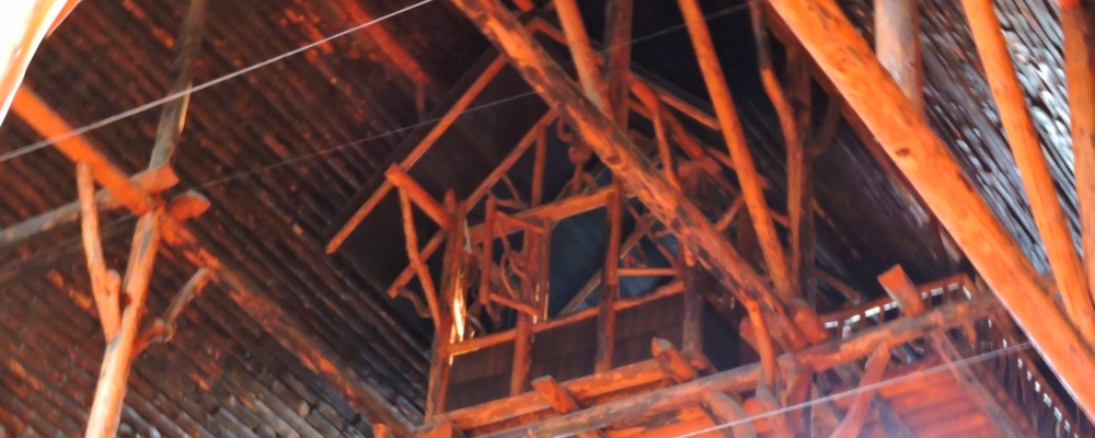 The Grand LodgesThe Old Faithful Inn