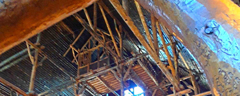 The Grand LodgesThe Old Faithful Inn