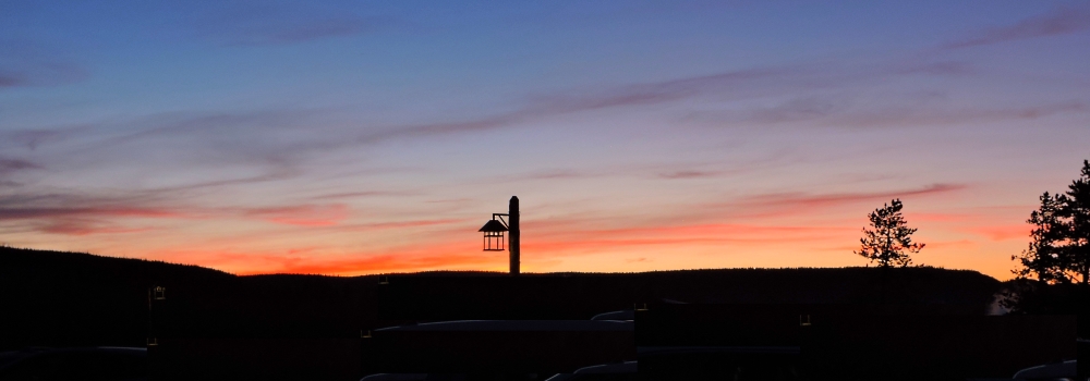 The Grand LodgesThe Old Faithful Inn