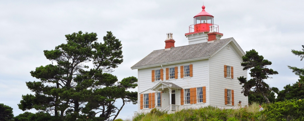 The Lights of OregonYaquina Bay Light