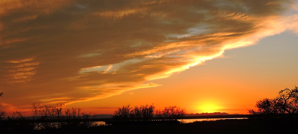 The 2019 JourneyDecember Sunglow