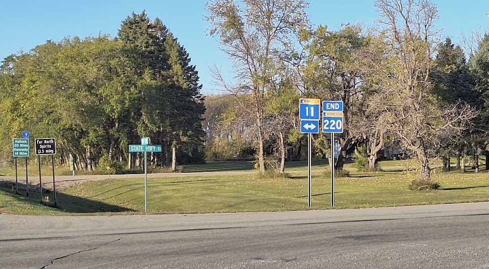 The Roadpath JourneysMinnesota: The Waters of the Dancing Sky State Scenic Byway